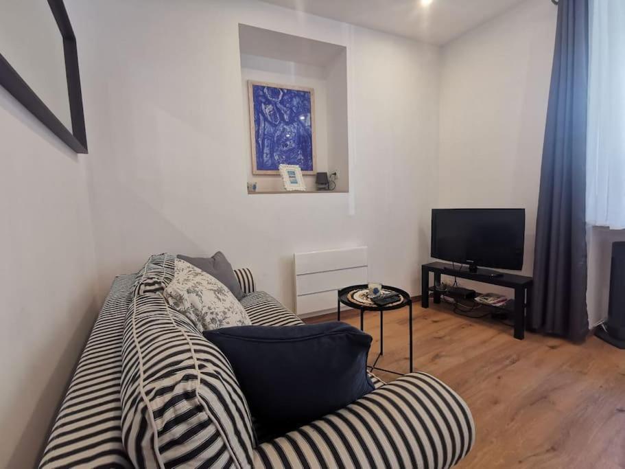 Apartamento Le Repos Biterrois ઼ Béziers Exterior foto
